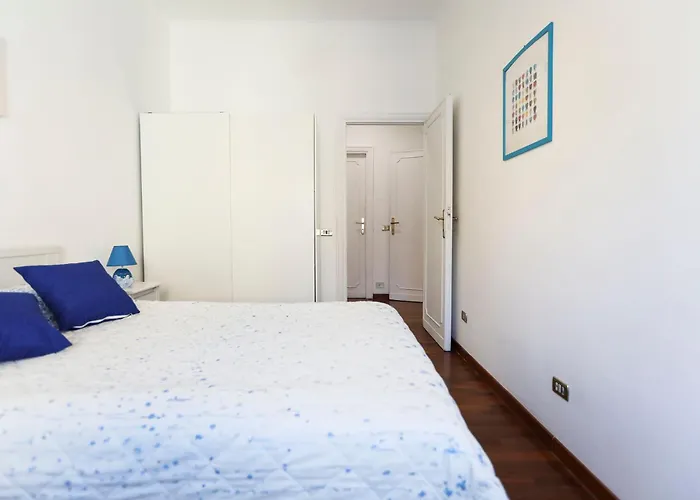 Flaminio Center House Apartmán *